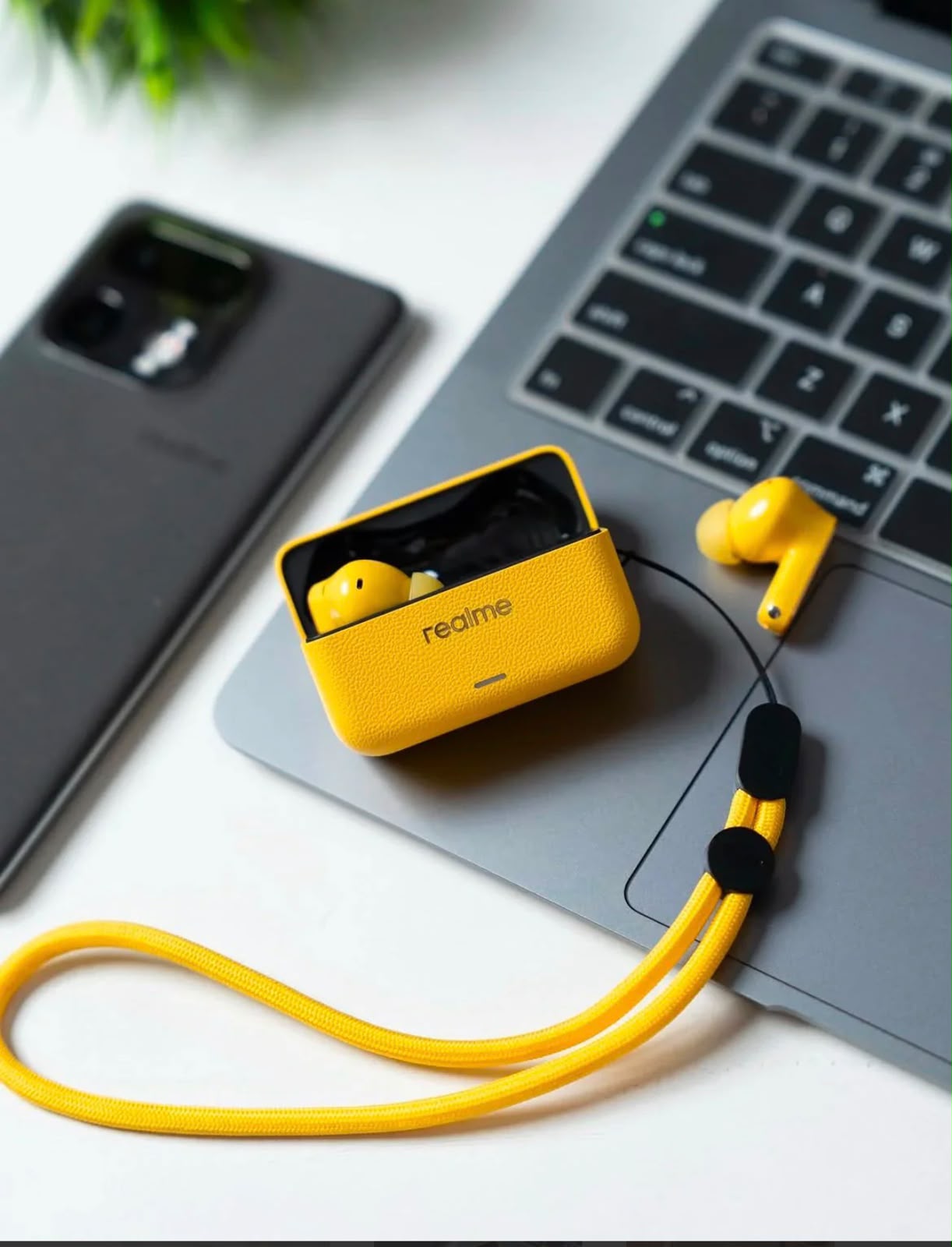 realme Buds T500 Pro with 50dB ANC